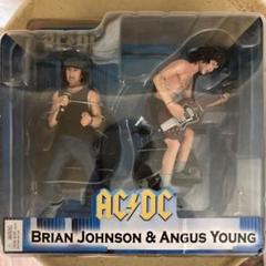 ギターヒーロー AC/DC アンガス・ヤング スタチュー 単品 Amazon | ギターヒーロー AC/DC アンガス・ヤング スタチュー