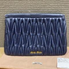 MIUMIU ミュウミュウ マテラッセ クラッチバッグ 5N1573 ネイビー Miu Miu ミュウ ミュウ クラッチバッグ マテラッセ レザー