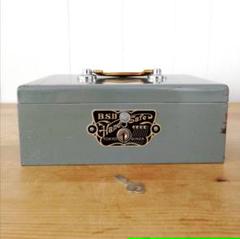 釣銭機 CASH BOX　TRADE B.S.D MARK　昭和レトロ 釣銭機 CASH BOX TRADE B.S.D MARK 昭和レトロ - メルカリ