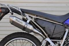 スリップオンマフラー異形サイレンサーソリッドXTZ125のサムネイル