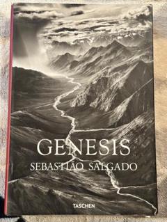 セバスチャン・サルガド写真集(大型本) 「GENESIS」 - メルカリ
