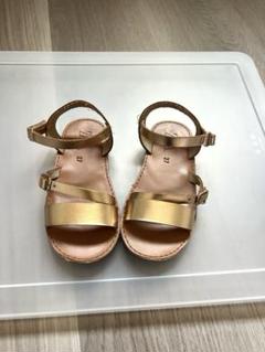ZARA ゴールド ストラップサンダル17㎝
