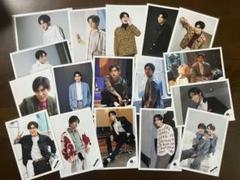 Amazon.co.jp: Snow Man 公式 生 写真（目黒蓮）SM02018 : おもちゃ