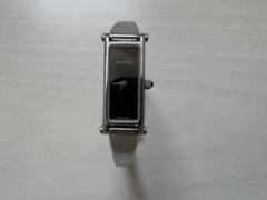 稼働 GUCCI 腕時計 1500L 黒文字盤 バングル 新品電池 270 稼働 GUCCI 腕時計 1500L 黒文字盤 バングル 新品電池 270