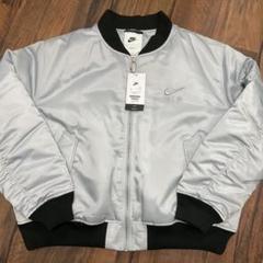 『値下げ』90s 銀ロゴ　希少Nike スタジャン 黒/ベージュ NIKE（スタジャン ・ ブラック/黒色系）のフリマアイテム一覧