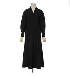 【美品】マメクロゴウチ V-Neck Classic Cotton Dressのサムネイル