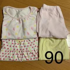ユニクロ パジャマ 90 女の子 2枚セット +おまけ付き