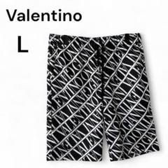 Valentino ロゴ プリント 夏 L 白 黒 ショートパンツ ハーフパンツ