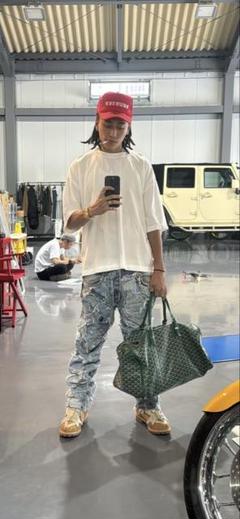 TIME SALE】¥ellow Bucks着用Supremeファージャケット