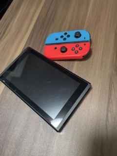 Nintendo Switch青/赤