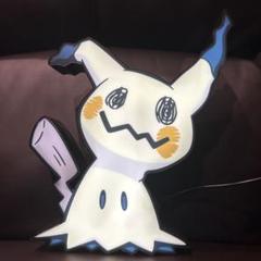ミミッキュ ピンズ 海外ポケセン Pokemon 海外ポケモンセンター限定 ハロウィン ミミッキュ 紅葉