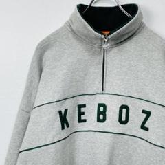 Keboz ハーフジップ グレー 即完売品 keboz 刺繍ワンポイントハーフジップスウェット グレー