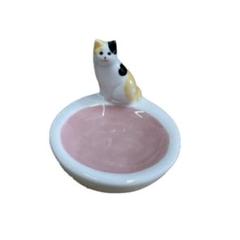 猫　置物　磁器　手作り　白　黒　ベージュ　小物入れ　皿　【06】