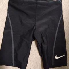 NIKE　 男の子　水着　黒　 100
