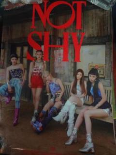 ITZY 　　アルバムNOT SHY 入手困難非売品ポスターセット ITZY アルバムNOT SHY 入手困難非売品ポスターセット - メルカリ
