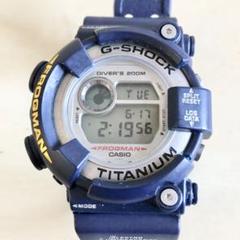 カシオ G-SHOCK フロッグマンDW-8200 ネイビー 破損あり カシオ G-SHOCK フロッグマンDW-8200 ネイビー 破損あり