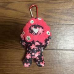 新品 関西万博 ミャクミャク カラビナ付きマスコット 桜 ブラック キーホルダー 桜 ミャクミャク 黒 ピンク カラビナ付きマスコット 大阪・関西