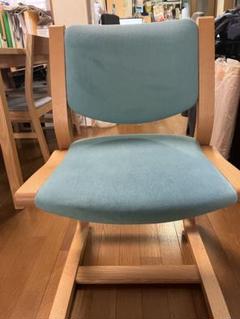 karimoku(カリモク家具)とBenesse(ベネッセ)のコラボ商品 集中力