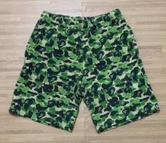 APE kaws green camo スウェット ショーツ M ハーフパンツ