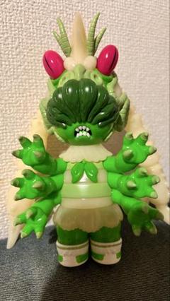 半額以下で買えるクーポン特集 grapebrain ガリコ 蓄光 ソフビ - メルカリ その他