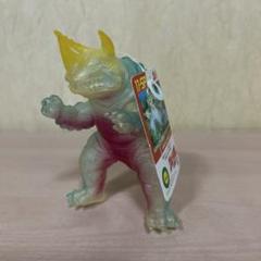 ウルトラマン怪獣　ネロンガ　透明バージョン　タグ付 ウルトラマン怪獣 ネロンガ 透明バージョン タグ付 - メルカリ
