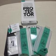 ESR 強化ガラススフィルム iPhone16 pro max 3枚入り