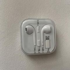 iPhone　有線イヤホン　Lightning　ライトニング　イヤホン