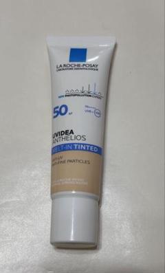 ラロッシュポゼ 30ml UVイデア XL ティントのサムネイル