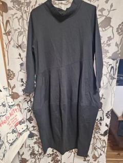 黒のLサイズ長袖ワンピース