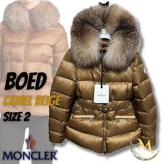 MONCLER ゴールド　 ダウンジャケット ゴールド（金色）系 MONCLER(モンクレール) レディース - 海外