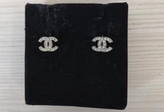 ■□ CHANEL ● 未使用 ● シャネル ピアス 送料無料 □■のサムネイル