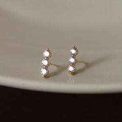 期間限定30％OFF! 高級感 037Ay【三連ダイヤ】ピアス CZ 10金ゴールド 銀 S925 アクセサリー