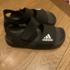 adidas ブラック サンダル