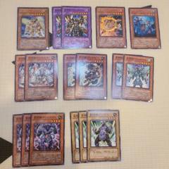 遊戯王　剣闘獣パーツ　グラディアルビースト