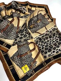 FENDI フェンディ ヒョウ柄 エレガントスカーフ 鞄 バッグ 鎖 ゴールド❸ FENDI フェンディ ヒョウ柄 エレガントスカーフ 鞄 バッグ 鎖