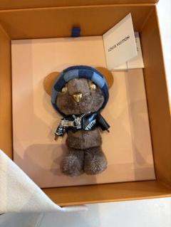 ✨新品未使用・箱付き✨　LOUIS VUITTON Nigo Bear ニゴ org.jpg