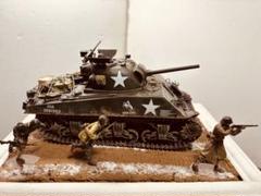 M4 A3シャーマン戦車 1/35 スケール ジオラマ M4 シャーマン戦車 1/35 スケール ジオラマ アメリカ - メルカリ