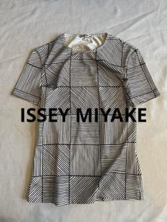 ISSEY MIYAKE（Tシャツ/カットソー(半袖/袖なし)）のフリマ