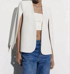 【新品未使用 】ZARA ザラ ケープ風ノーカラージャケット ブレザー羽織り 2025年最新】ケープジャケット zaraの人気アイテム - メルカリ