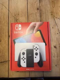 美品　Nintendo Switch 有機ELモデル ホワイト SD128