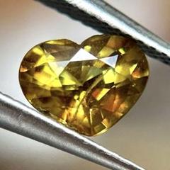 高品質 イエロースフェーン VVS ハート 宝石ルース 1.1ct タンザニア