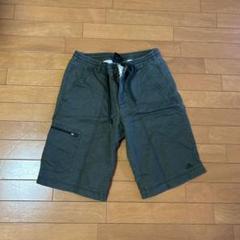 adidas グレー ショートパンツ
