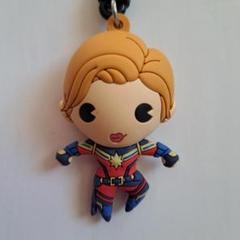 アベンジャーズ　キャプテンマーベル　 バックパック クリップ　キーホルダー