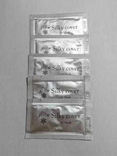 セルフューチャー シルキーカバーオイルブロック