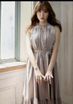 【新品】Herlipto Notting Hill Belted Dress