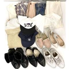 レディースアパレルシューズまとめ売り14点 パンツ トップス キャップ シューズ