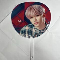 Stray Kids - stray kids リノ 公式 うちわ hi stay Amazon.co.jp: straykids リノ Hi-Stay うちわ : ホーム＆キッチン
