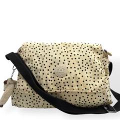 良品　Kipling ショルダーバッグ　ドット柄　ナイロン　アイボリー系