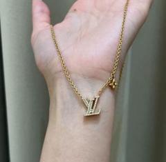 極美品♡LOUIS VUITTON ゴールド V字型ネックレス*00 Louis Vuitton ゴールド V字型ネックレス - メルカリ