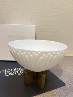 SALE【未使用】ニコライバーグマンクリサンサマム ベースLarge 有田焼 SALE【未使用】ニコライバーグマンクリサンサマム ベースLarge